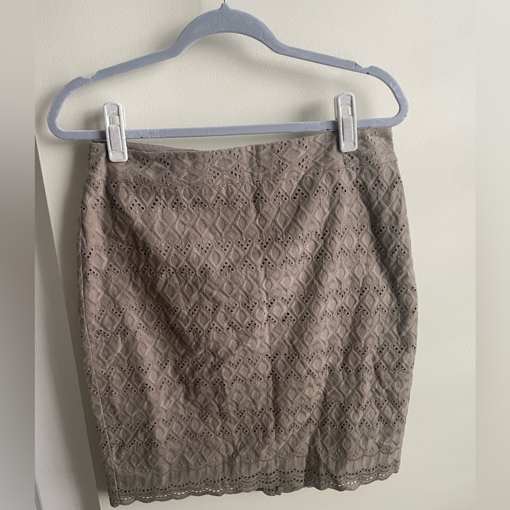 Ann Taylor Beige Lace Mini Skirt